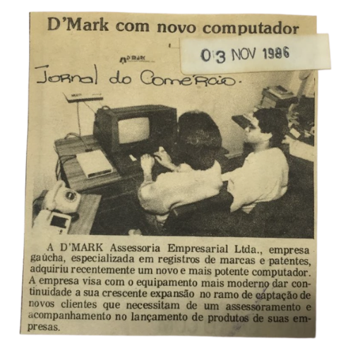 D'Mark com novo computador